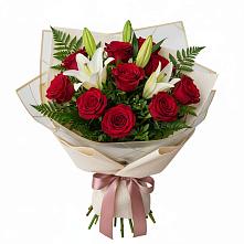 Букет цветов из:  Лилии и Розы в Обидимо