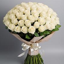 Букет 101 беля роза Белоснежка в Обидимо