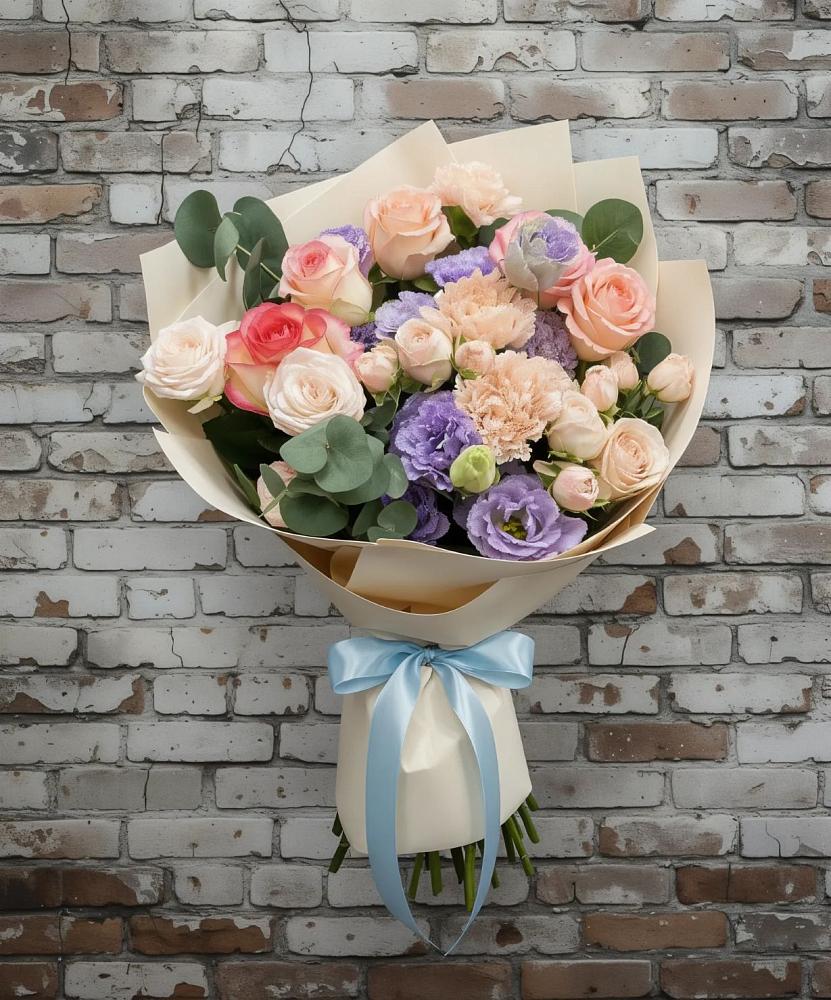 Букет цветов из: Розы, Лизиантусы и Гвоздики в Обидимо