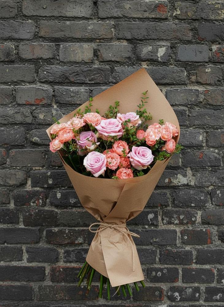 Букет цветов из: Розы в Обидимо