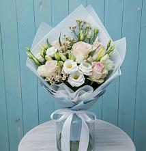 Букет цветов из:  Розы и Лизиантусы в Обидимо