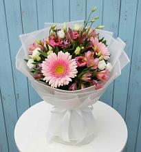 Букет цветов из:  Герберы, Альстромерии и Лизиантусы в Обидимо