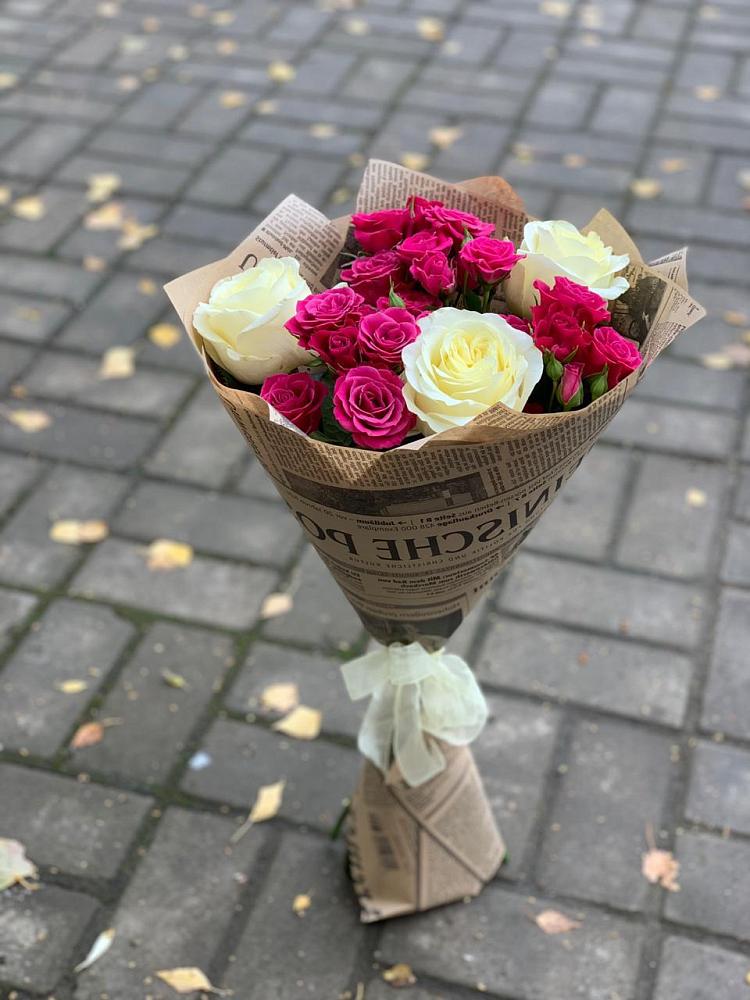 Букет цветов из: Розы в Обидимо