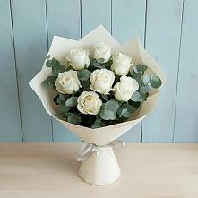 Букет Белые розы в Эвкалипте в Обидимо