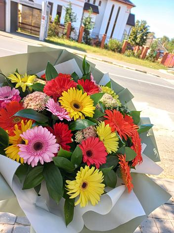 Букет цветов из: Герберы в Обидимо