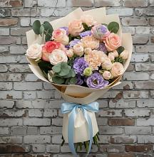 Букет цветов из:  Розы, Лизиантусы и Гвоздики в Обидимо