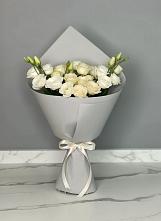 Букет цветов из:  Розы и Лизиантусы в Обидимо